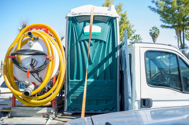 Portable Toilet Options We Offer in Devine, TX