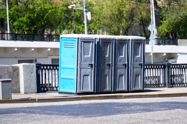 Best Sanitation services for porta potties  in Devine, TX